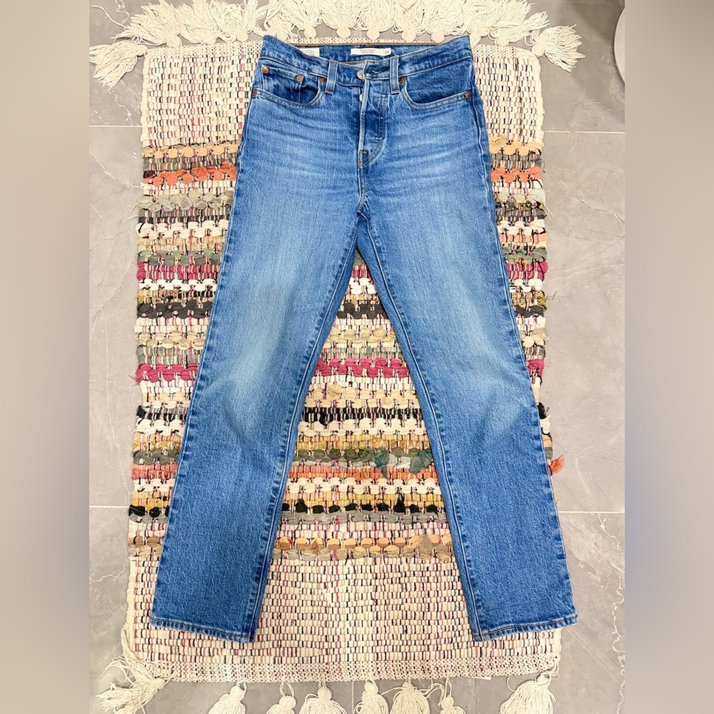 Levi’s Wedgie Jeans